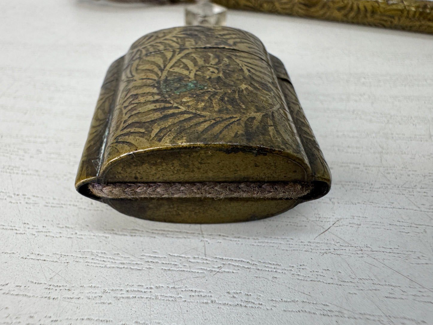 Y10357 YATATE Arabesque pattern Japanese Ink Pen Holder antique Brush & Inkwell