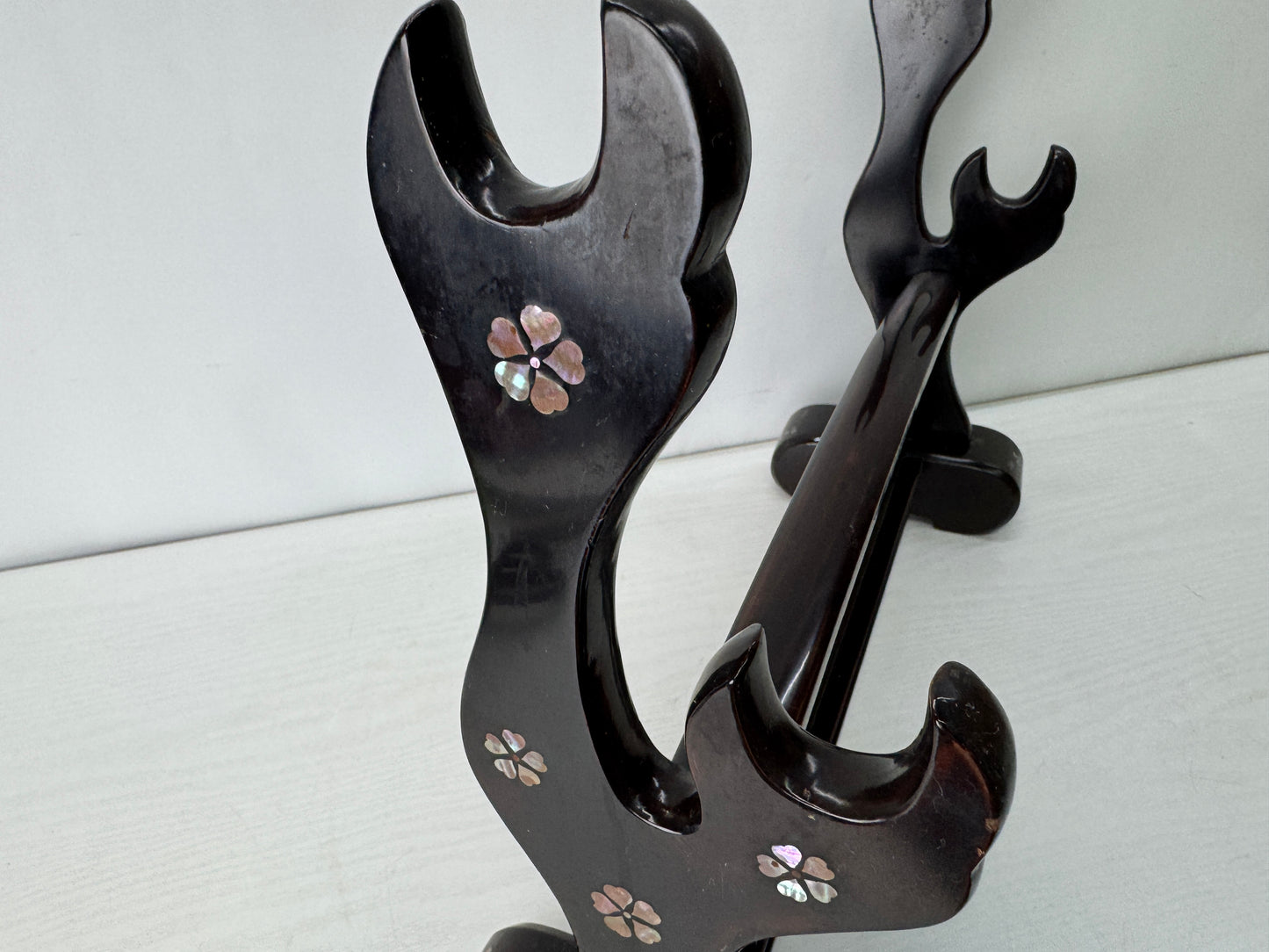 Y10372 OKIMONO Tiger Raden mother-of-pearl work Sword stand Japan antique decor