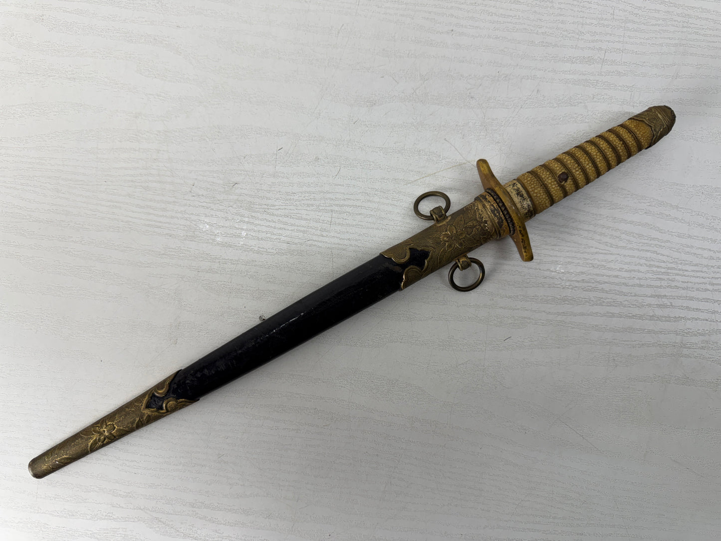 Y10376 Imperial Japan Army Navy Dagger short sword replica Japanese WW2 vintage