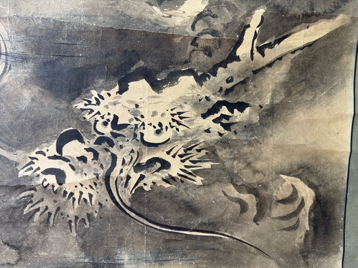 Y10398 KAKEJIKU Hanging scroll Dragon ink painting signed Japan antique interior