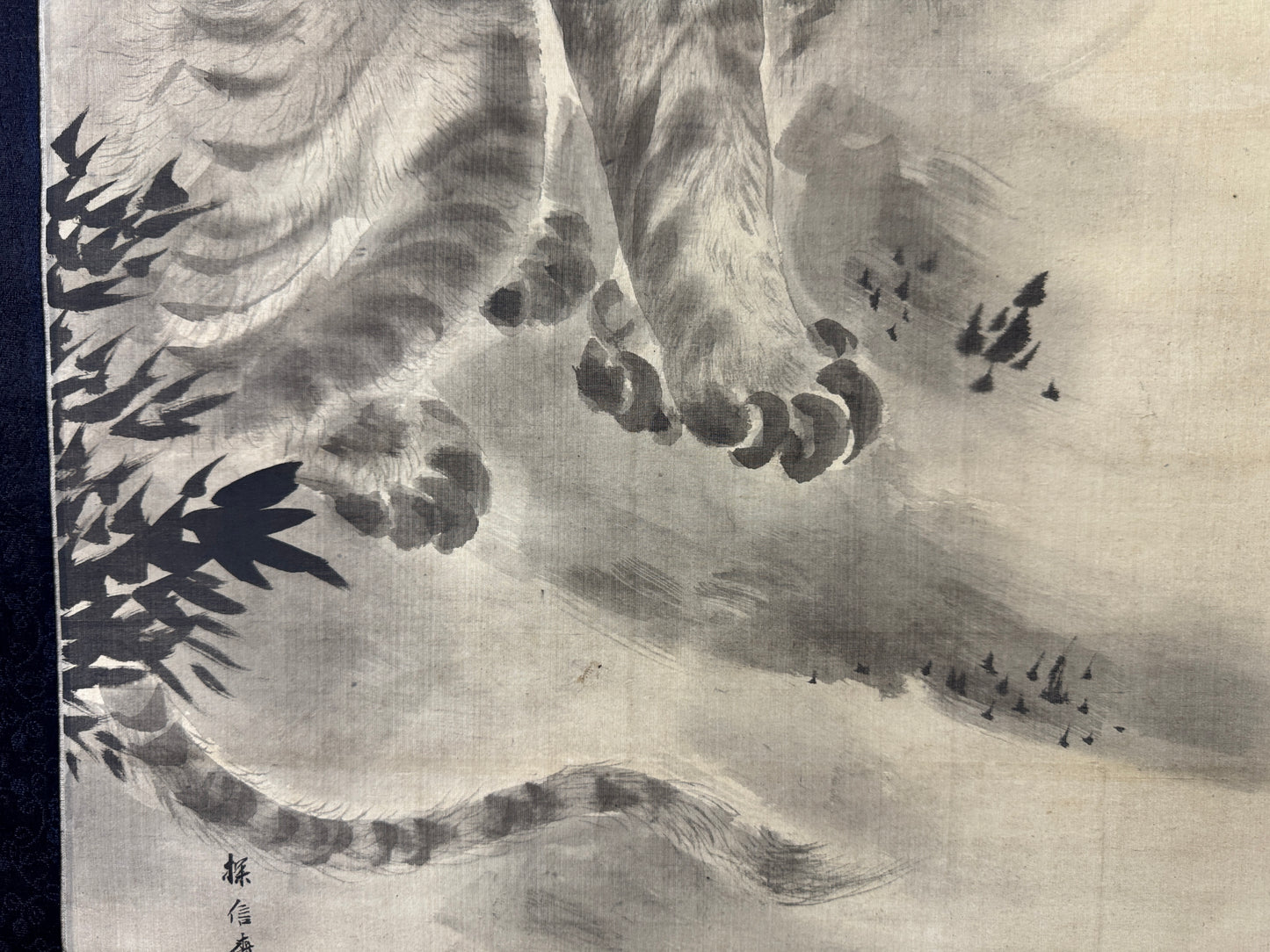 Y10401 KAKEJIKU Hanging scroll Tiger signed Kano Tanshin Japan antique interior