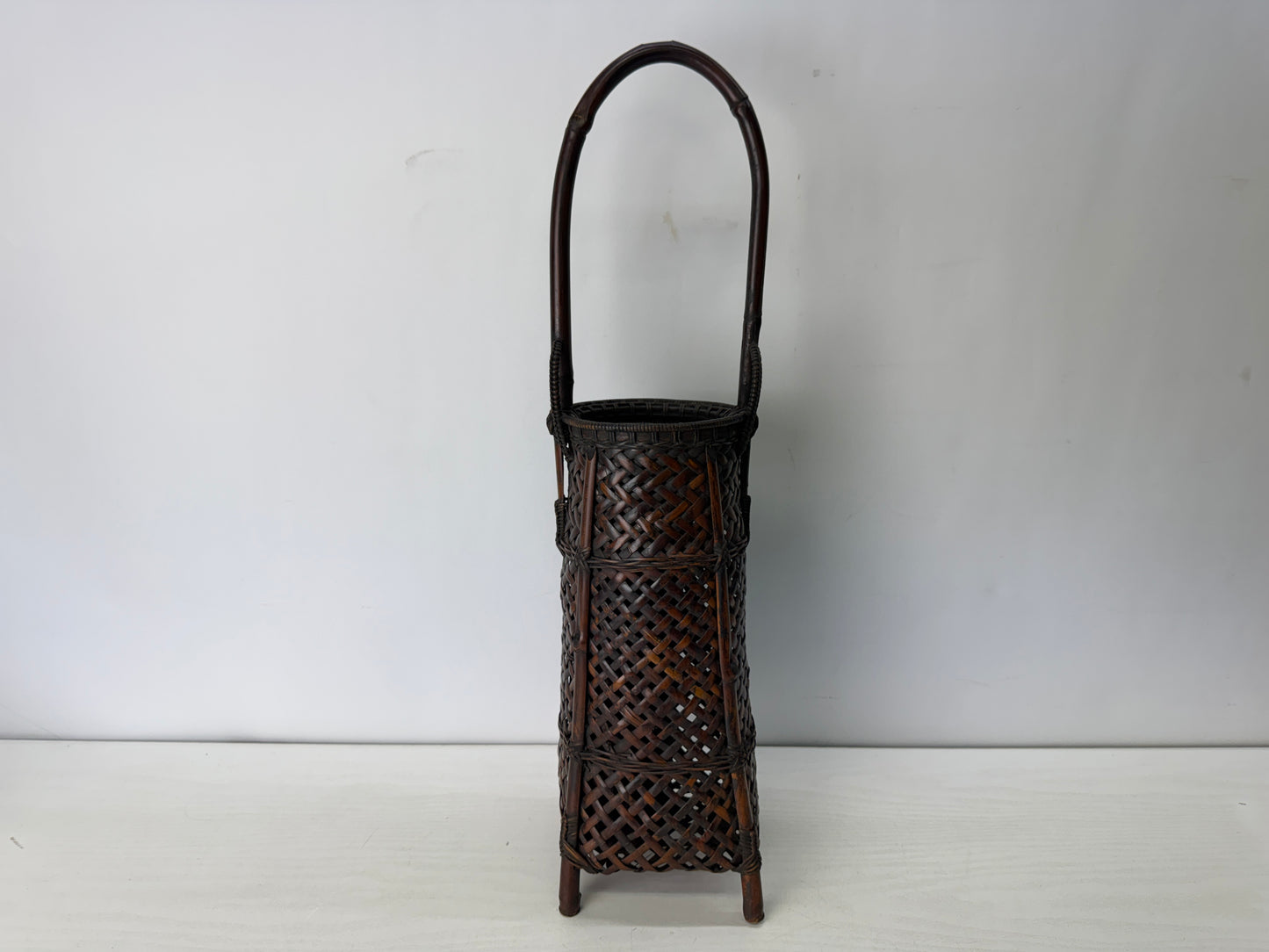 Y10432 Bamboo Woven Basket Flower vase handle Japan Ikebana floral arrangement