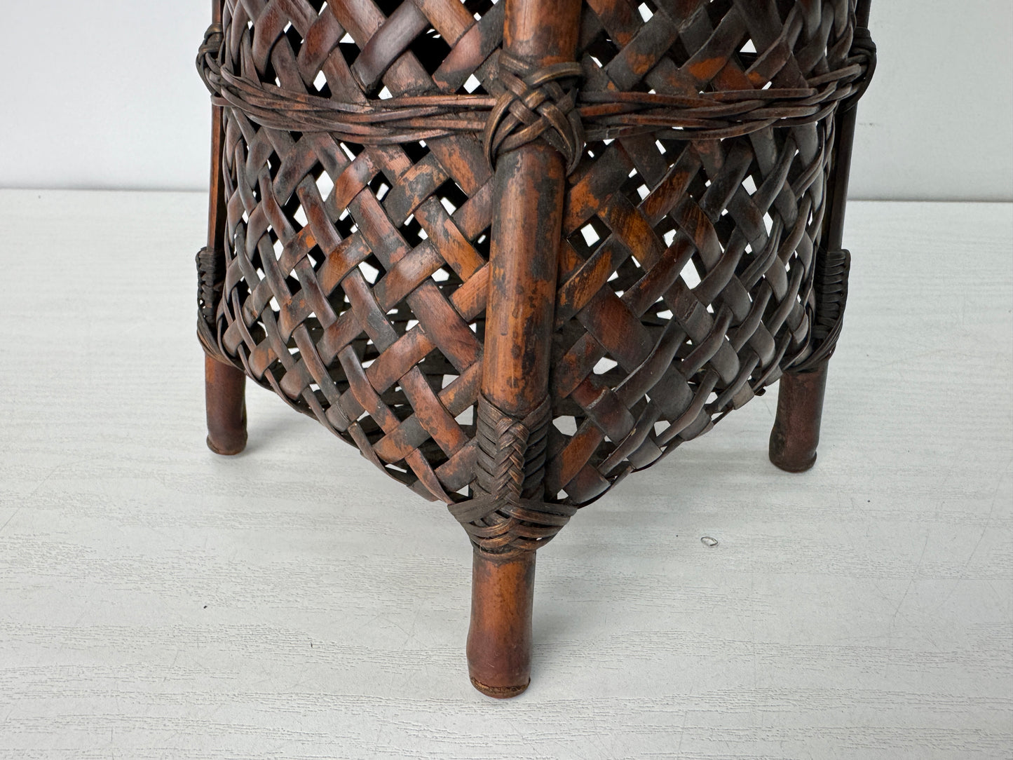 Y10432 Bamboo Woven Basket Flower vase handle Japan Ikebana floral arrangement