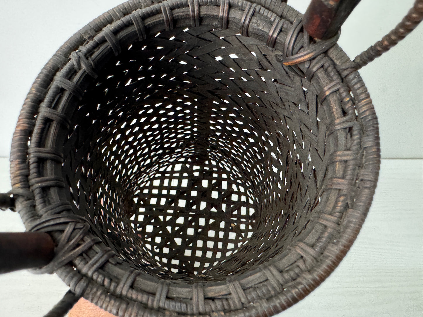 Y10432 Bamboo Woven Basket Flower vase handle Japan Ikebana floral arrangement