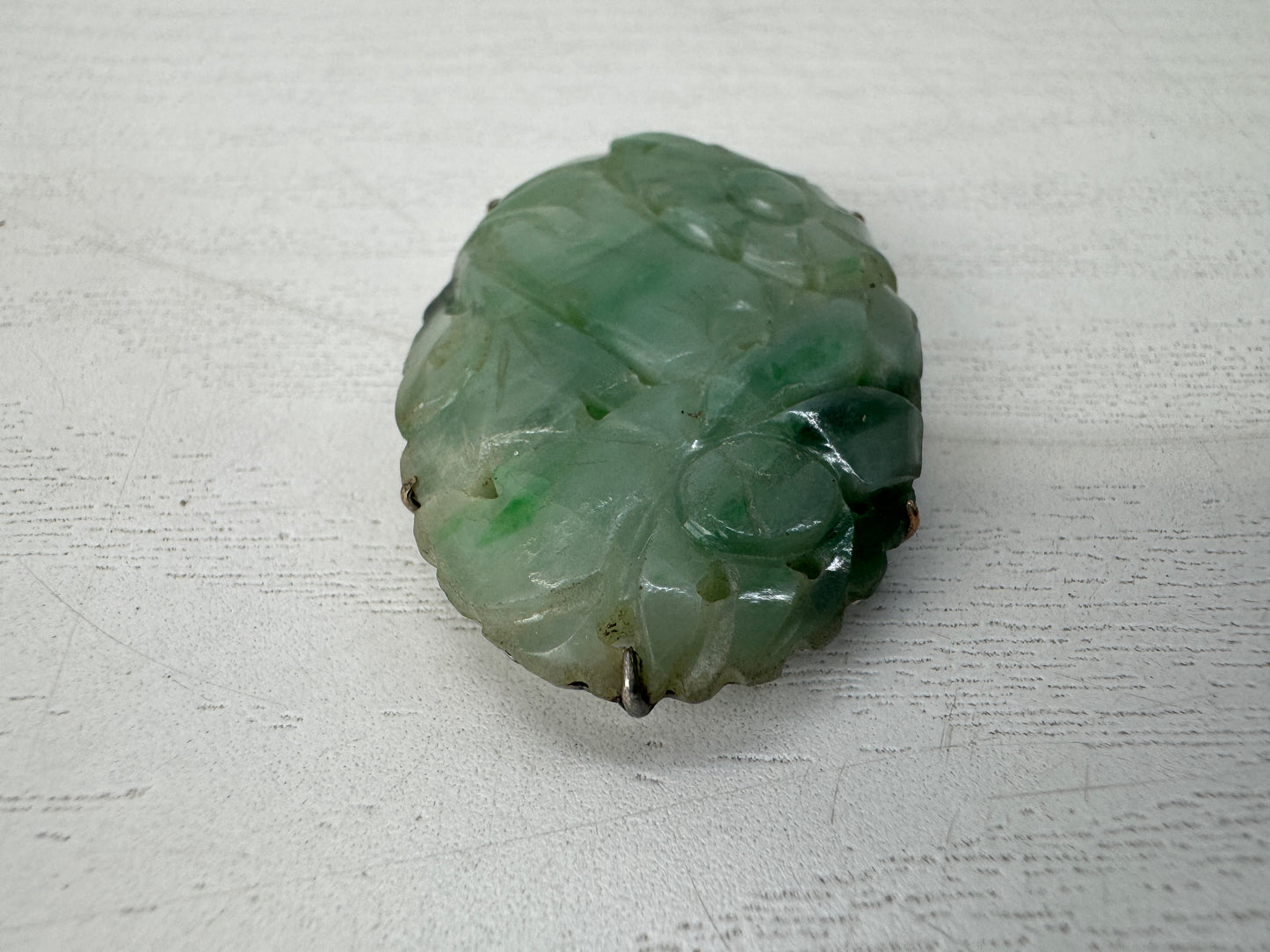 Y10442 OBIDOME Jade carving Sash clip brooch Flower Japan antique kimono jewelry