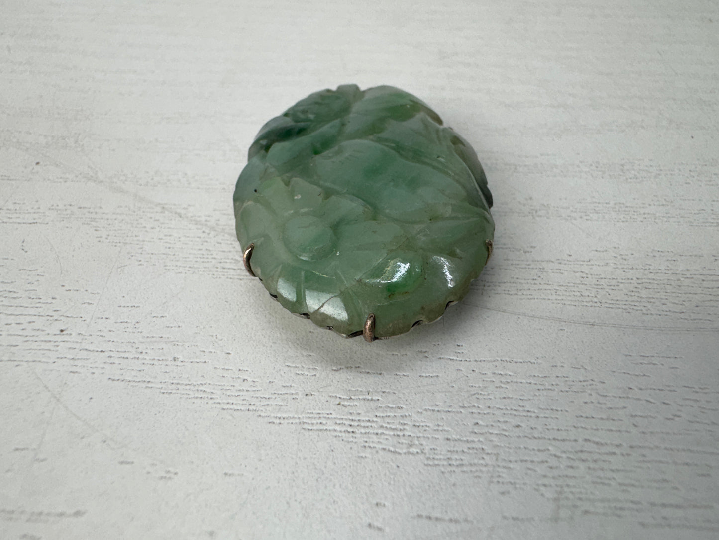 Y10442 OBIDOME Jade carving Sash clip brooch Flower Japan antique kimono jewelry