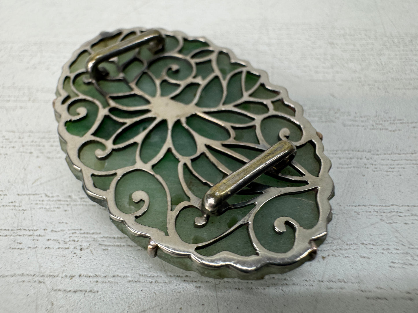 Y10442 OBIDOME Jade carving Sash clip brooch Flower Japan antique kimono jewelry