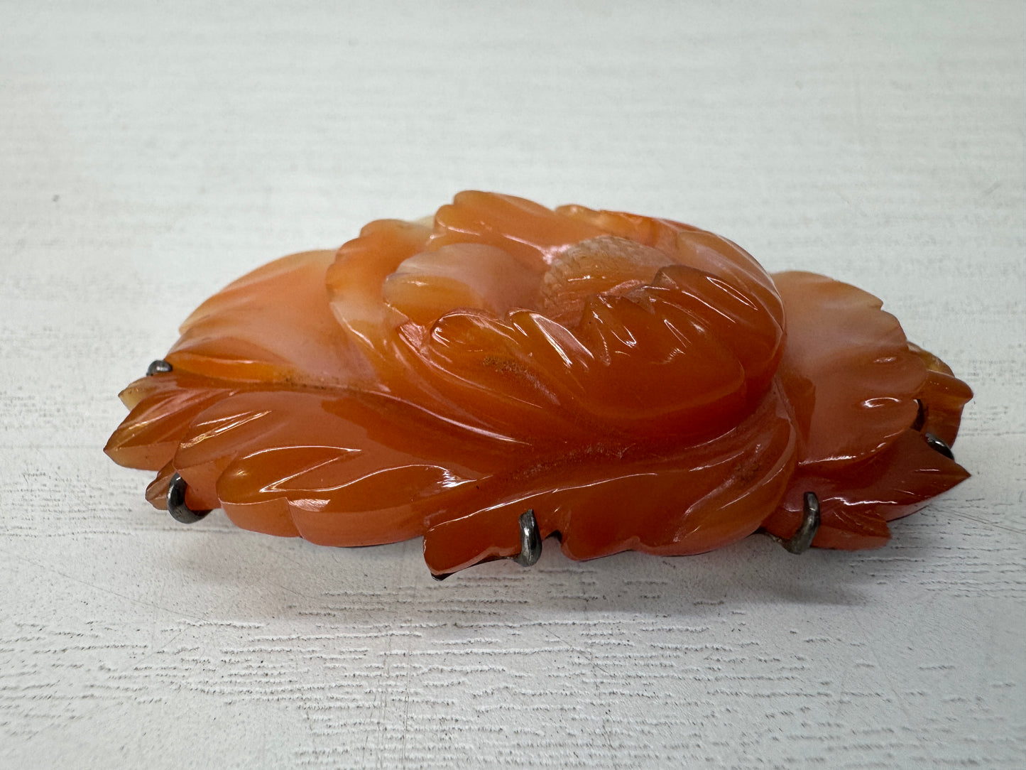 Y10443 OBIDOME Agate carving Sash clip brooch Flower Japan antique kimono pin