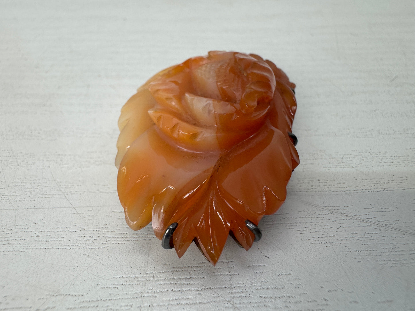 Y10443 OBIDOME Agate carving Sash clip brooch Flower Japan antique kimono pin