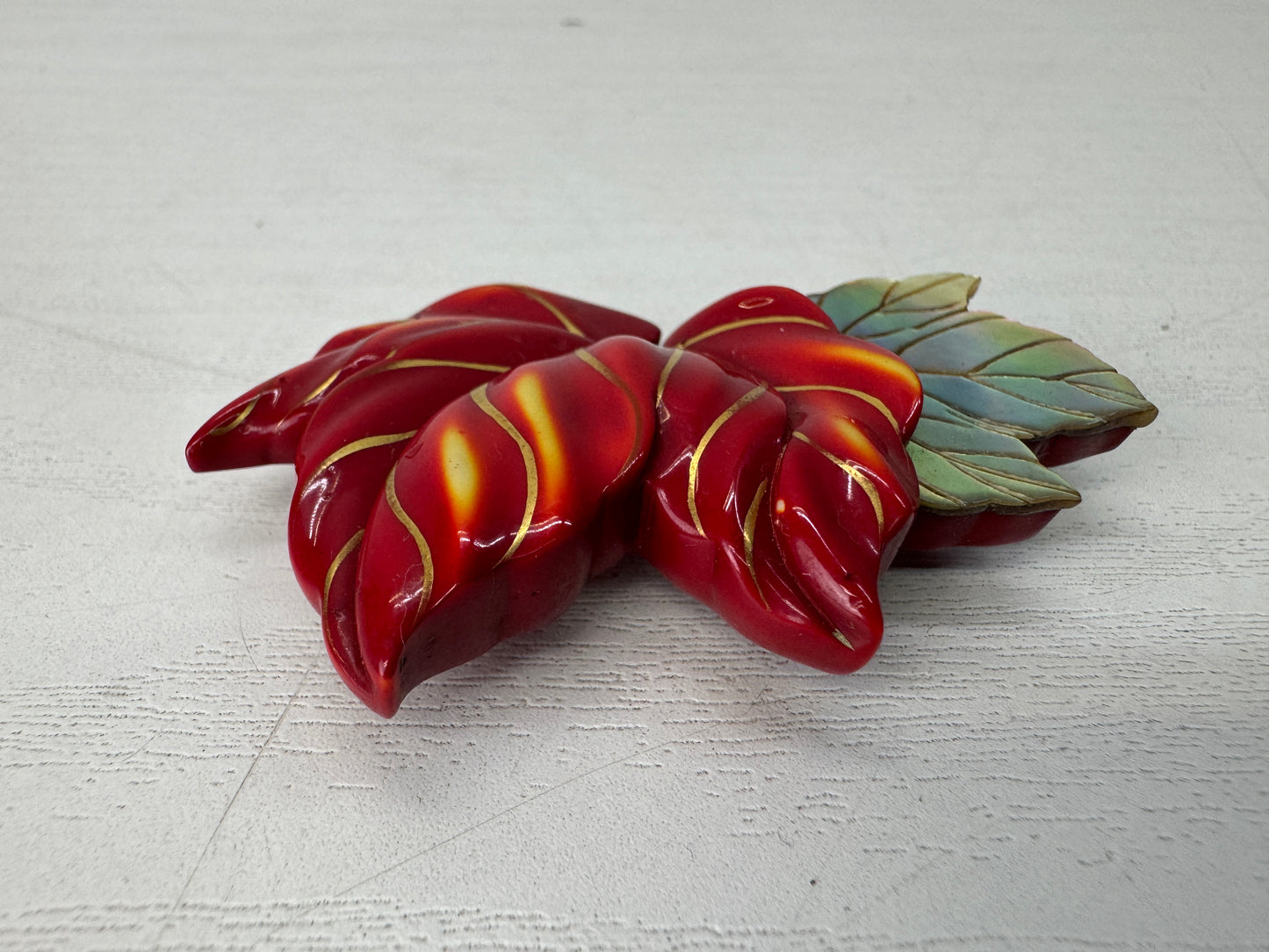 Y10444 OBIDOME Celluloid Sash clip brooch Leaf Raden Japan antique kimono pin