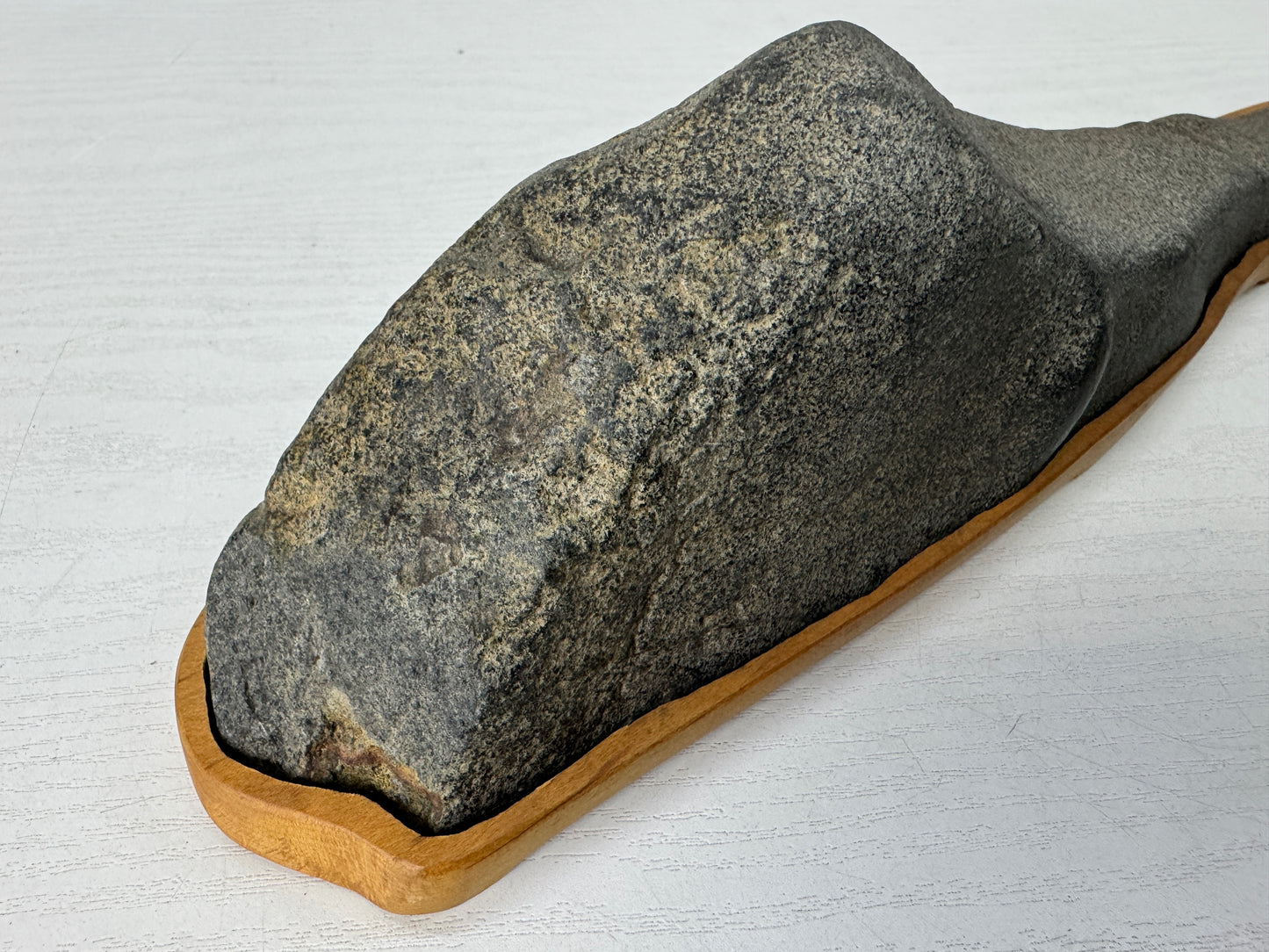 Y10446 OKIMONO Suiseki viewing stone wooden stand Mountain shape Japan antique