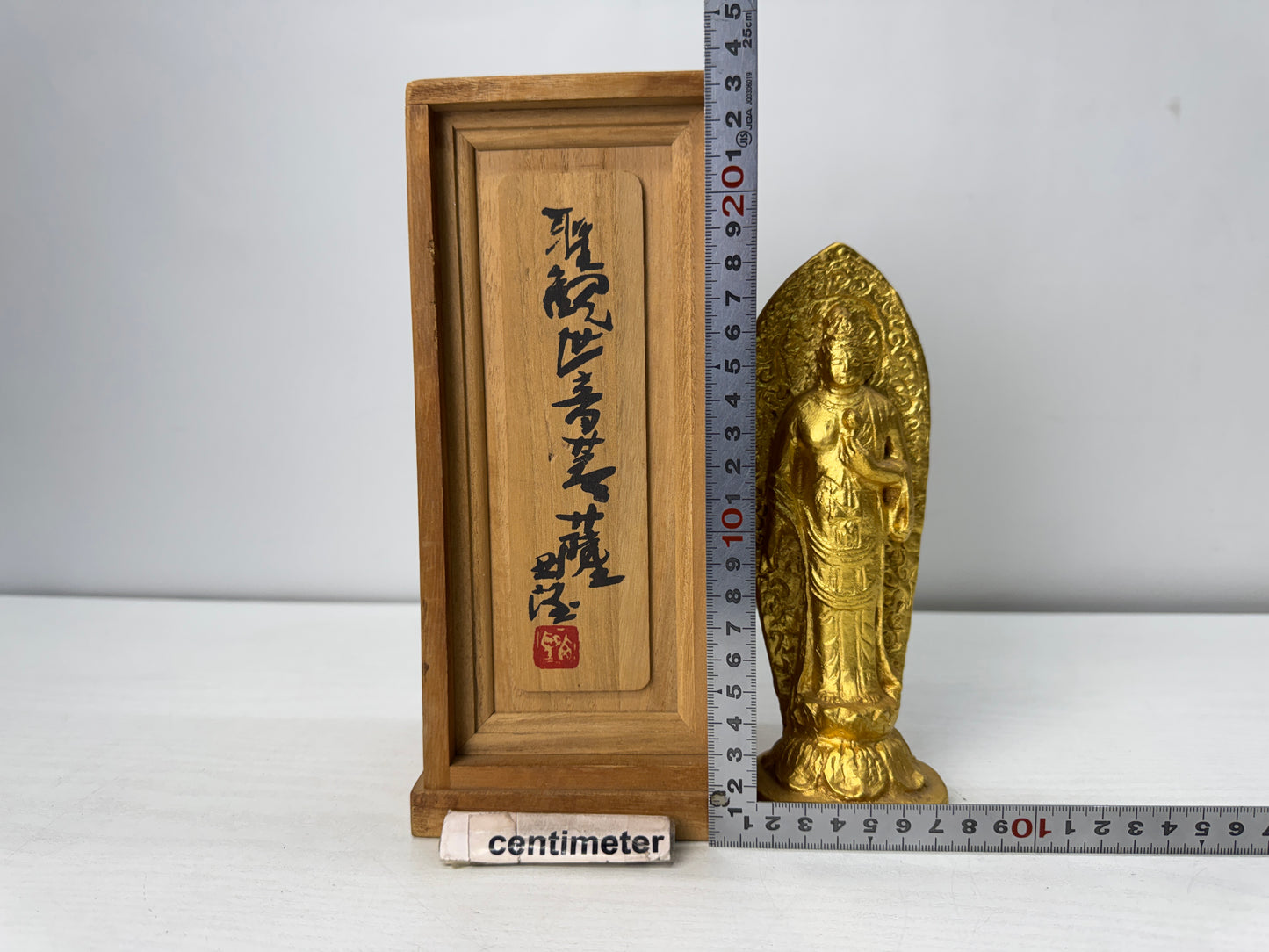 Y10481 STATUE Holy Kannon Bodhisattva figure signed box Japan antique interior