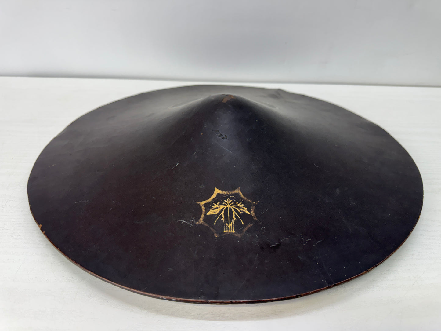 Y10500 JINGASA Family crest black lacquer Japan antique samurai hat yoroi helmet
