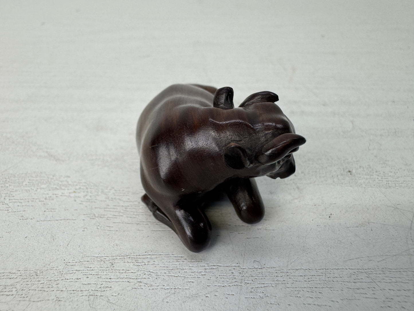 Y10506 NETSUKE wood carving Cow signed Japan antique kimono accessory sagemono