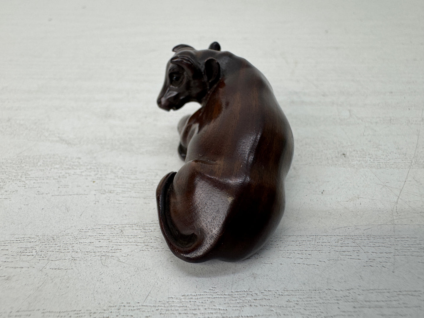 Y10506 NETSUKE wood carving Cow signed Japan antique kimono accessory sagemono