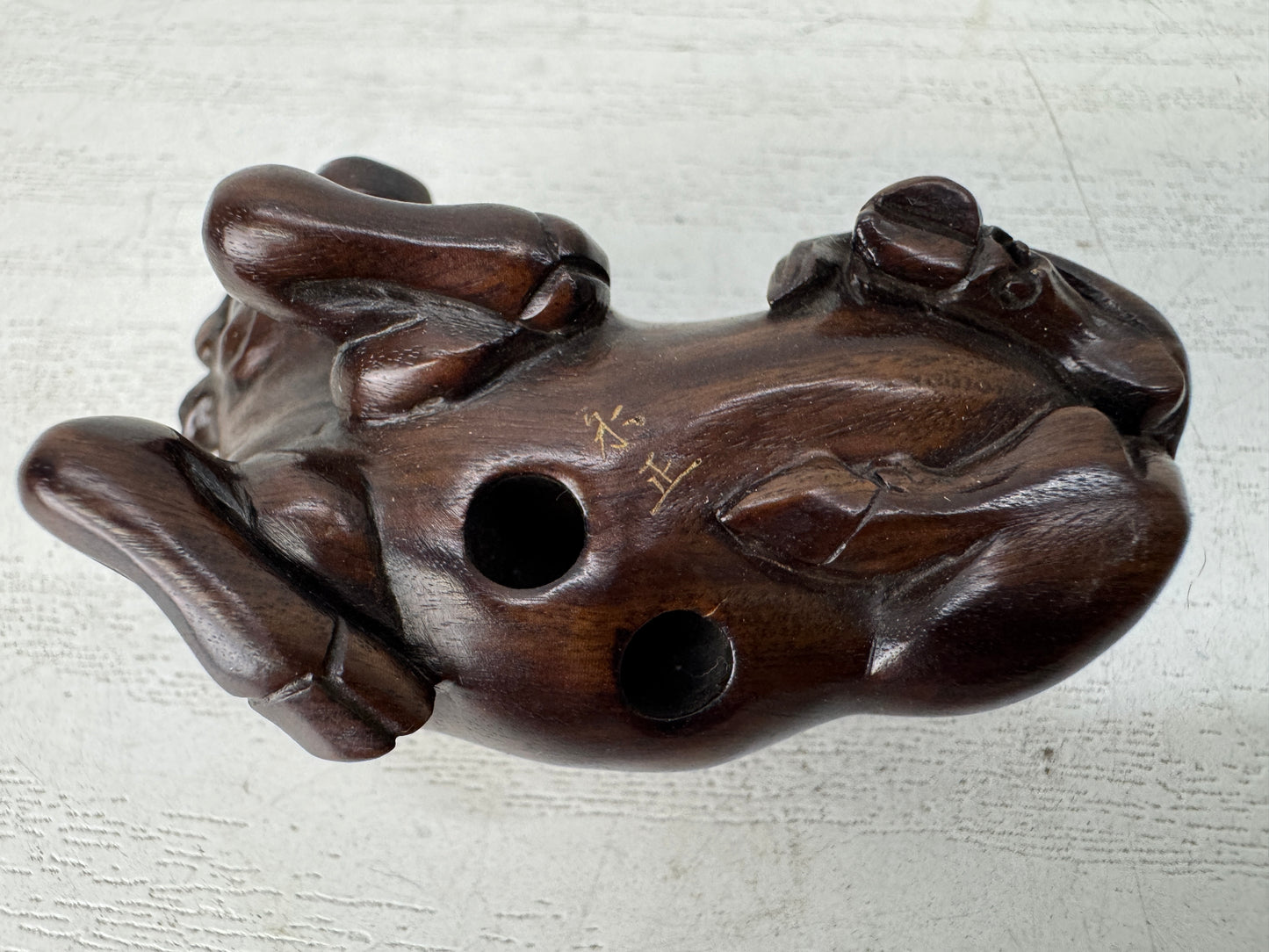 Y10506 NETSUKE wood carving Cow signed Japan antique kimono accessory sagemono