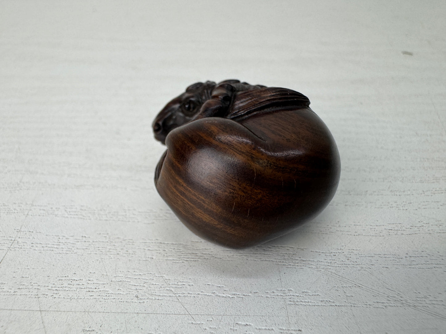 Y10508 NETSUKE wood carving Horse signed Japan antique kimono accessory sagemono