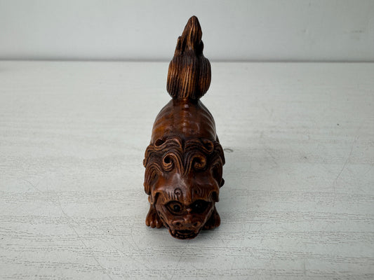 Y10509 NETSUKE wood carving Lion signed Japan antique kimono accessory sagemono