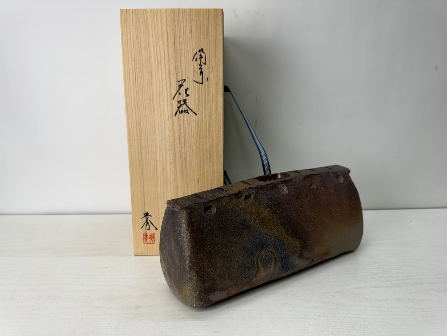 Y10527 FLOWER VASE Bizen-ware signed box Japa ikebana floral arrangement decor