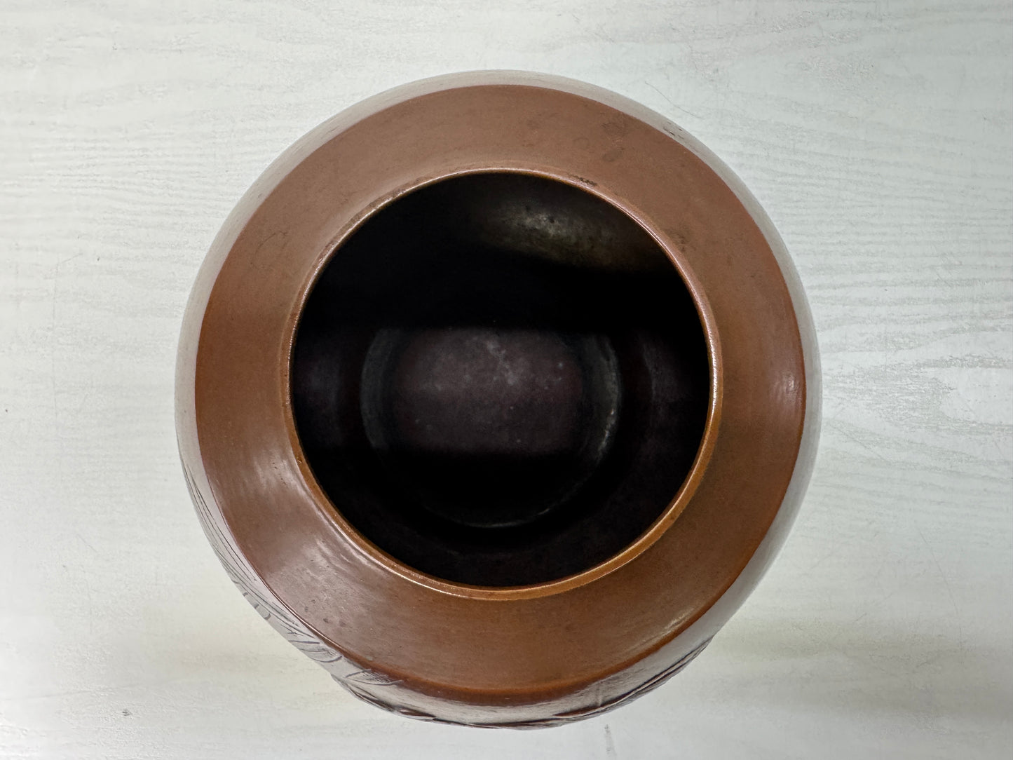Y10530 FLOWER VASE Copper signed hammered finish engraved Japan antique ikebana