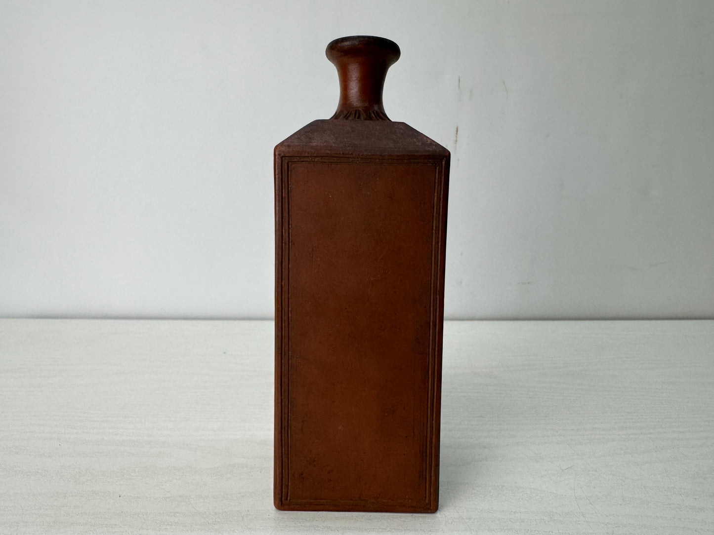 Y10531 CHOUSHI Bizen-ware square Sake bottle signed Jaoan antique container jar