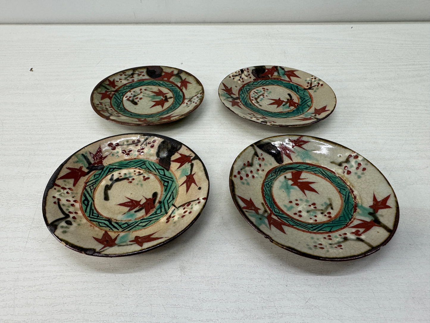 Y10548 DISH Inuyama-ware small plate Unkinde design Japan antique tableware