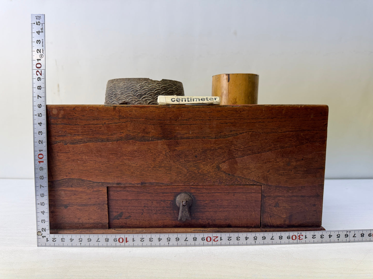 Y10580 TRAY Zelkova wood tobacco holder funiture style folk art Japan antique
