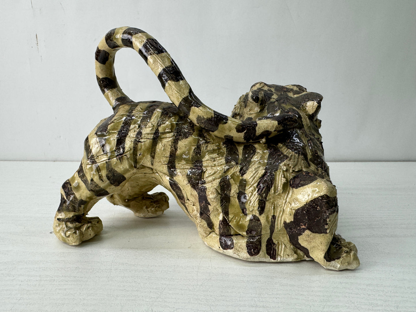 Y10584 OKIMONO Seto-ware Tiger figurine signed box Japan antique interior decor