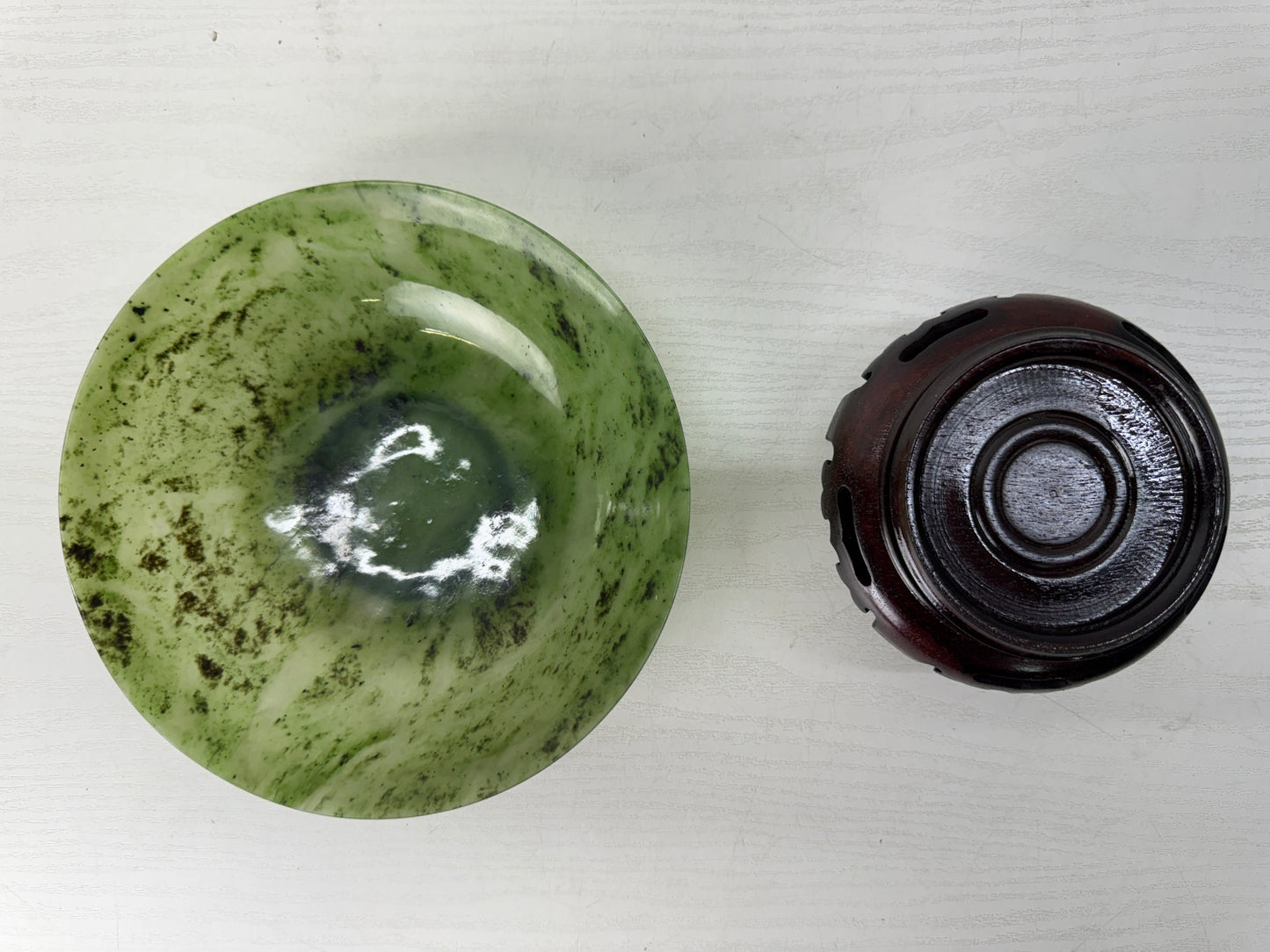 Y10602 CHAWAN Green stone Jade bowl wooden base box China antique tea ceremony