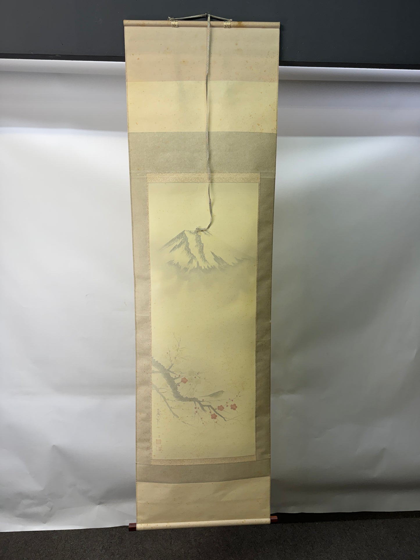 Y10606 KAKEJIKU Hanging scroll Mt. Fuji Plum signed box Japan antique interior