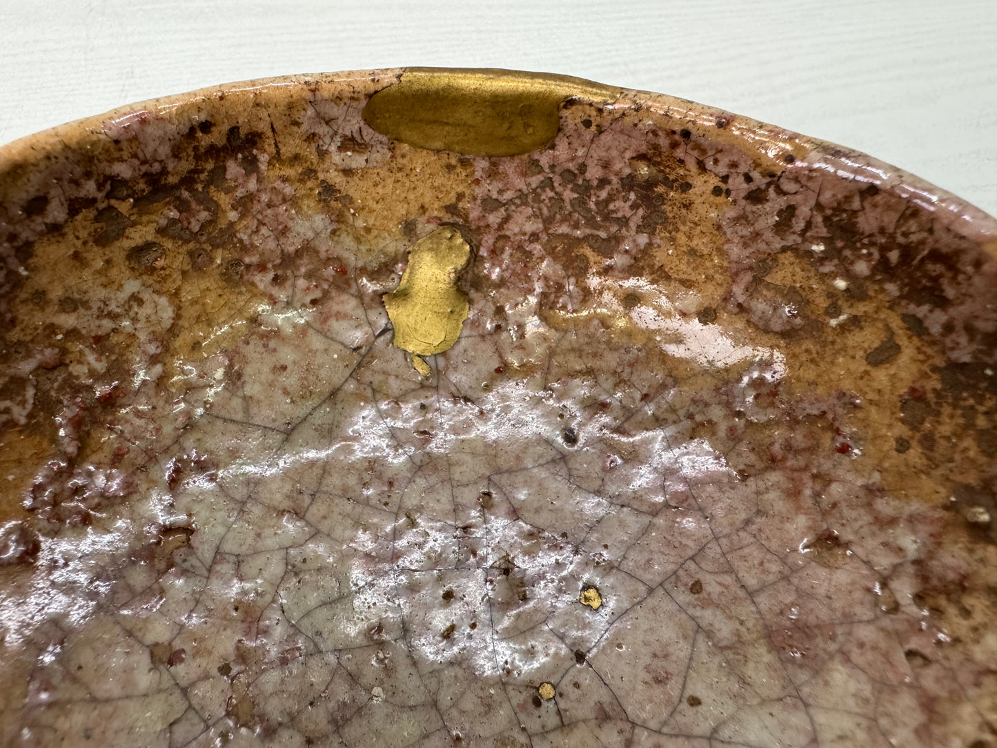 Y10635 CHAWAN Raku-ware red flat bowl signed Japan antique tea ceremony pottery