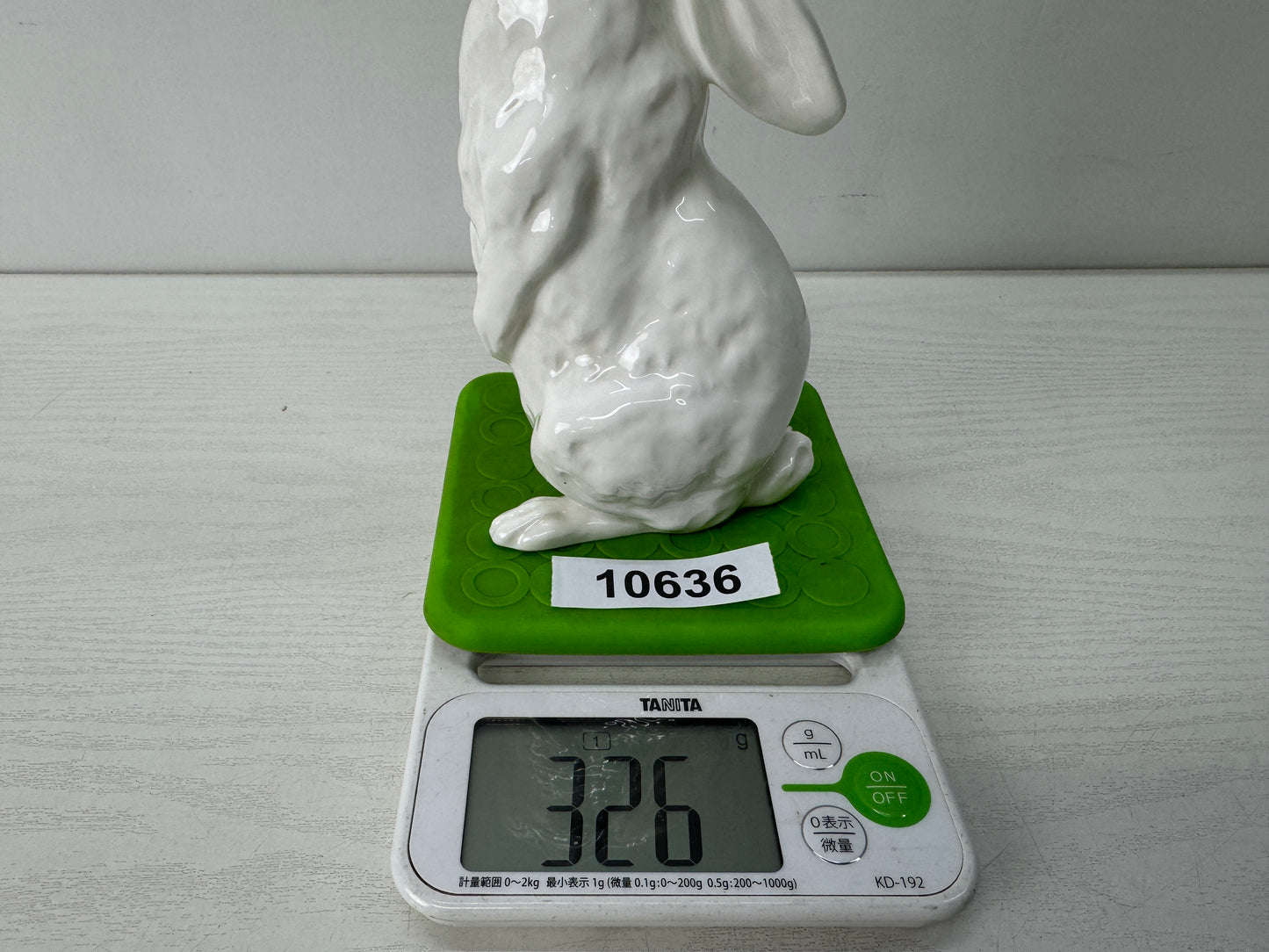 Y10636 OKIMONO Noritake white porcelain Rabbit figurine signed Japan antique
