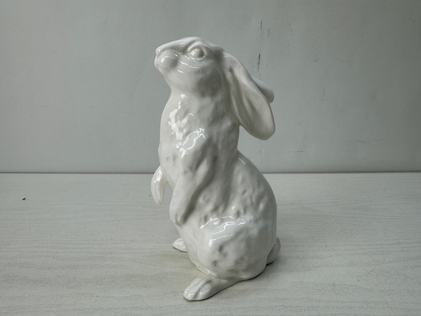 Y10636 OKIMONO Noritake white porcelain Rabbit figurine signed Japan antique