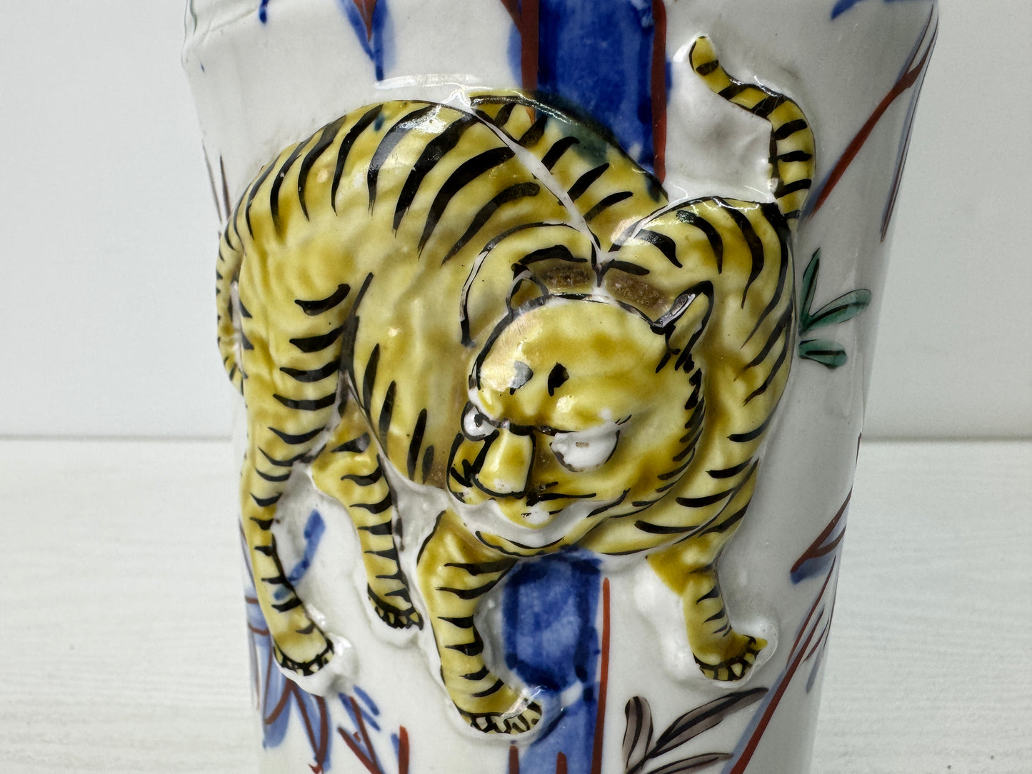 Y10643 FLOWER VASE Seto-ware Bamboo Tiger Japan antique ikebana floral decor