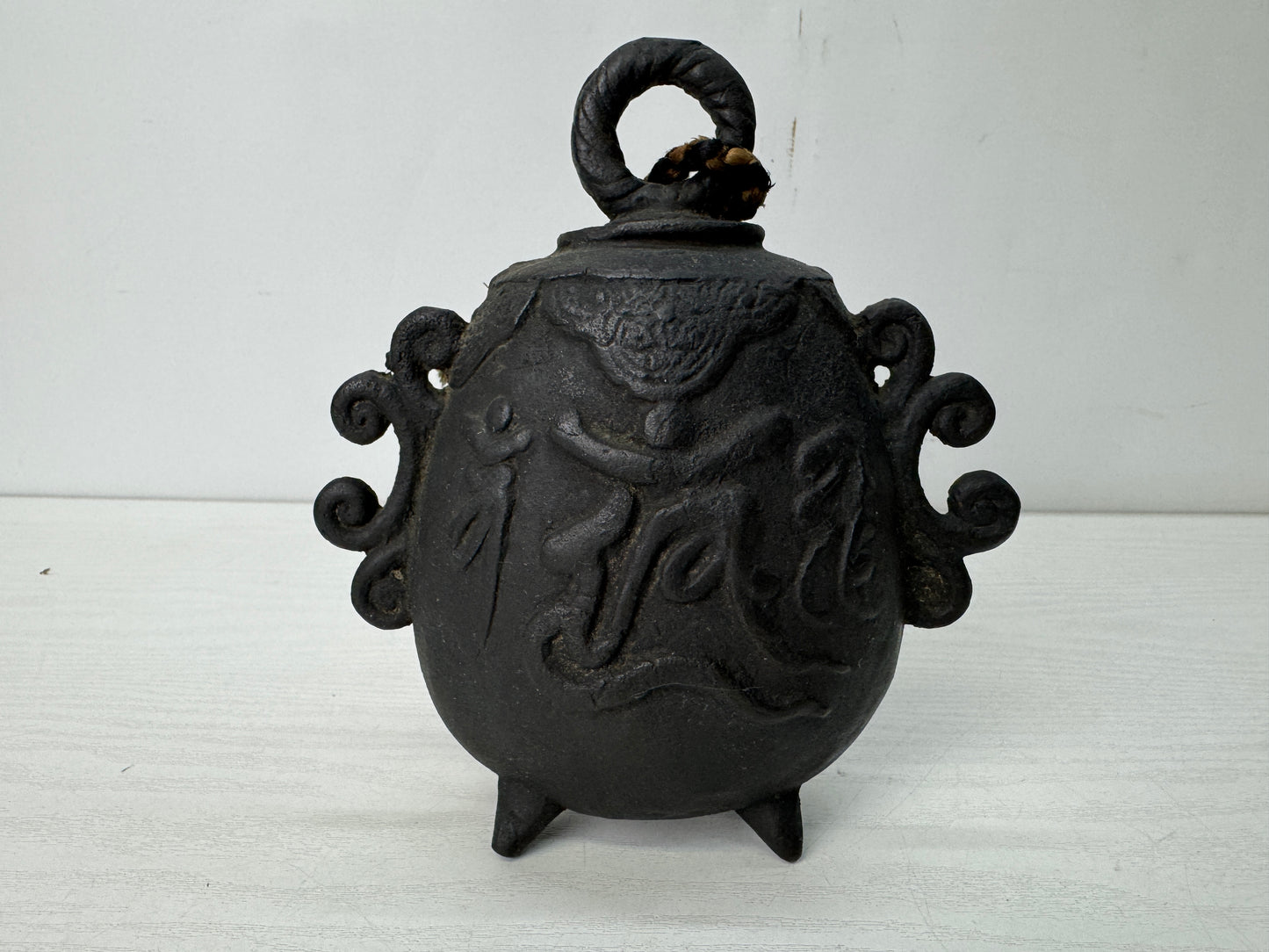 Y10646 Buddhist Altar Copper Hanging Bell Sanskrit characters Japan antique