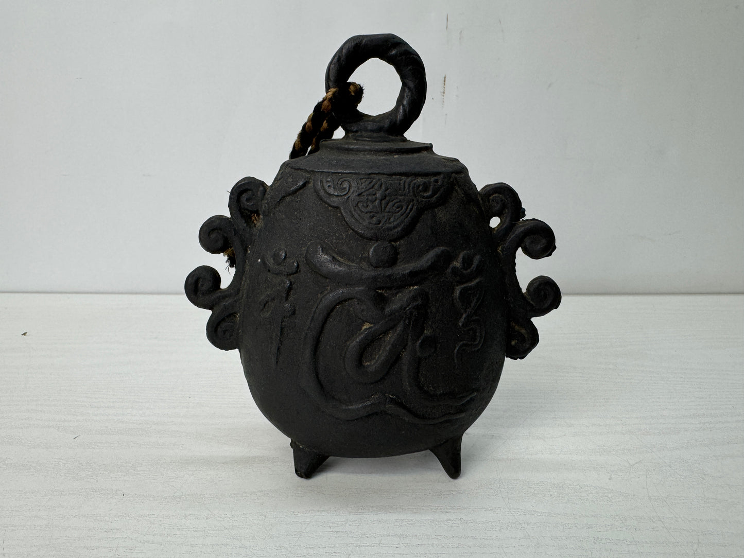 Y10646 Buddhist Altar Copper Hanging Bell Sanskrit characters Japan antique