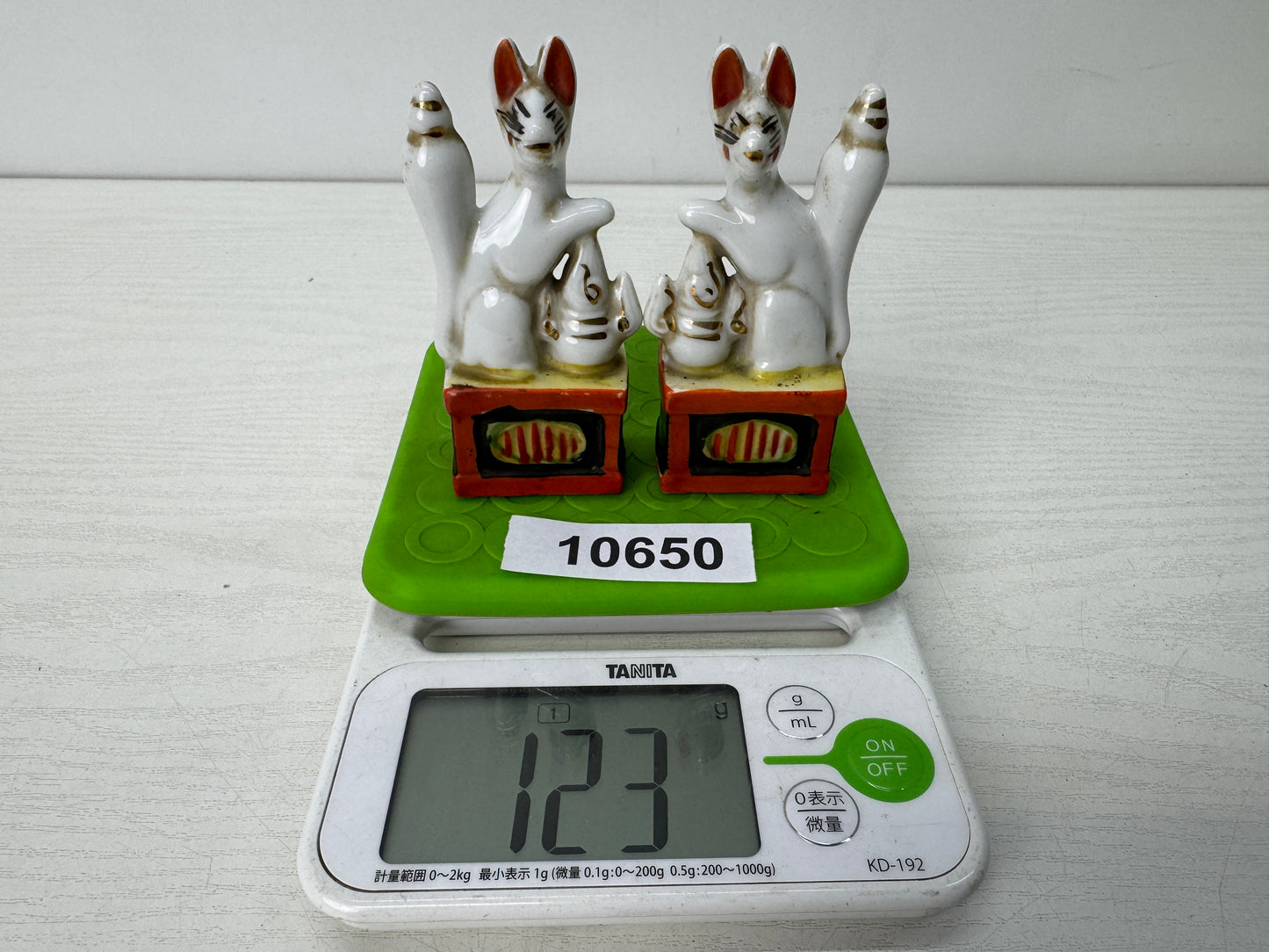 Y10650 OKIMONO Inari fox figurine pair ceramic Japan antique interior decor
