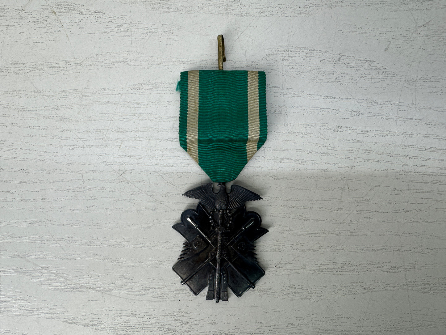 Y10654 KUNSHO Order of the Golden Kite box military medal Japan WW2 vintage