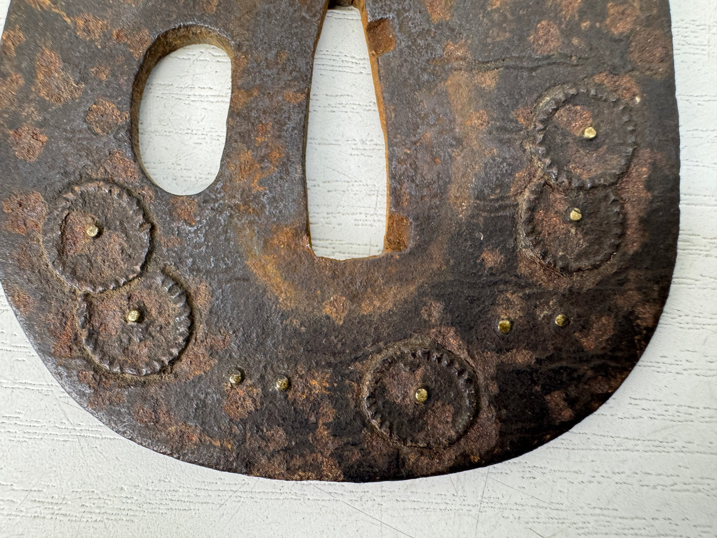 Y10658 TSUBA Iron sword guard Flower inlay Japan antique samurai katana koshirae