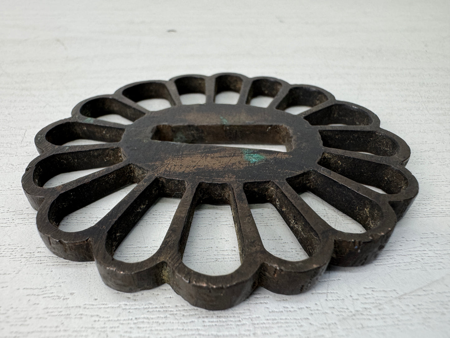 Y10659 TSUBA Copper sword guard Chrysanthemum openwork Japan antique samurai
