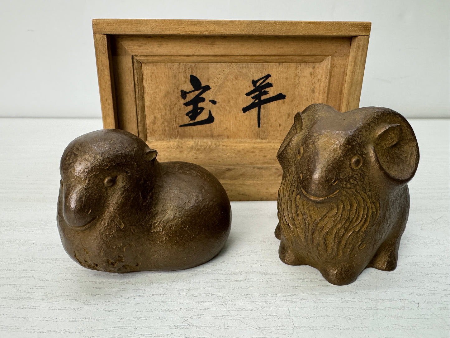 Y10698 OKIMONO Copper Sheep figurine 2 pieces signed box Japan antique interior