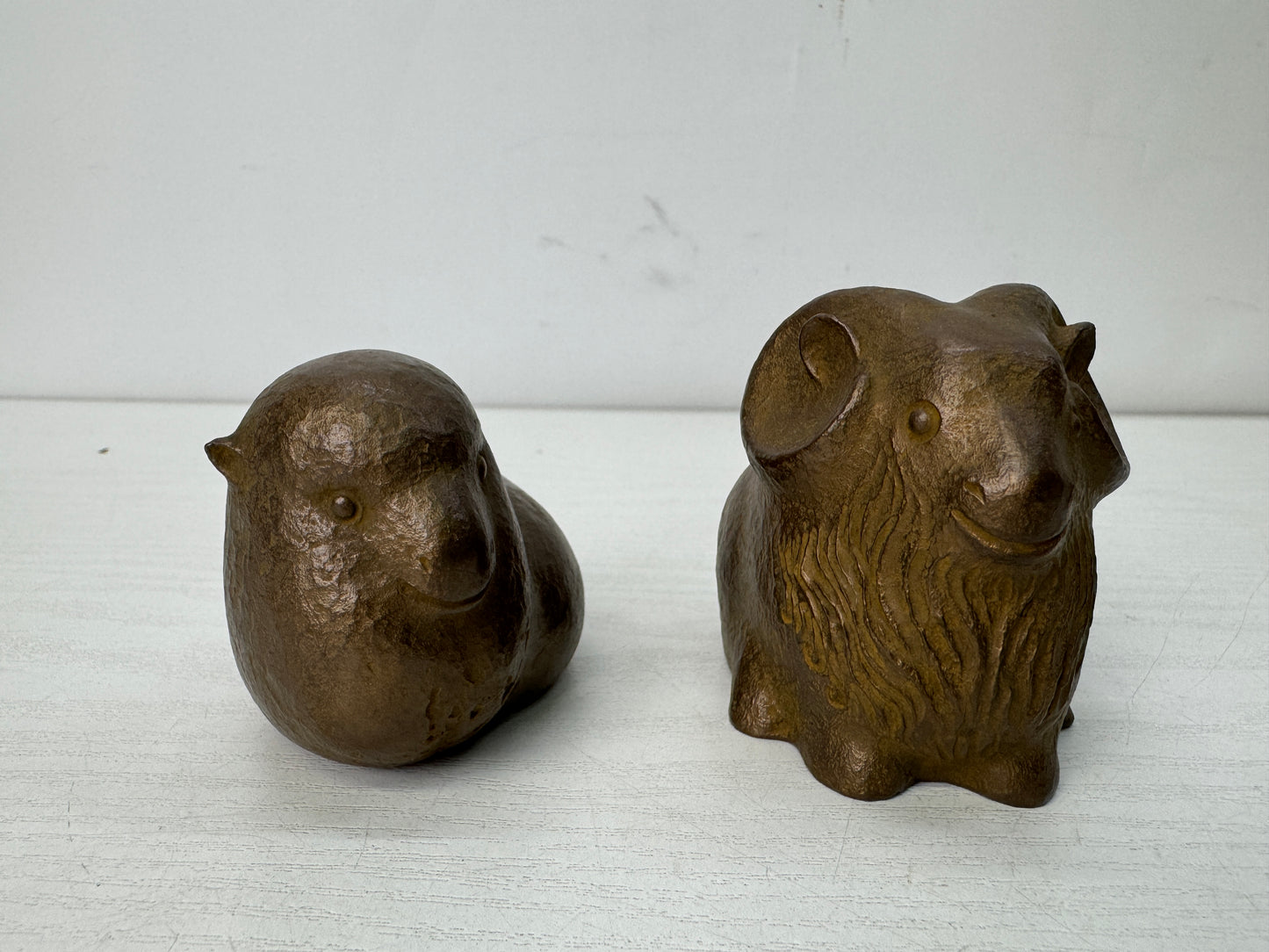Y10698 OKIMONO Copper Sheep figurine 2 pieces signed box Japan antique interior