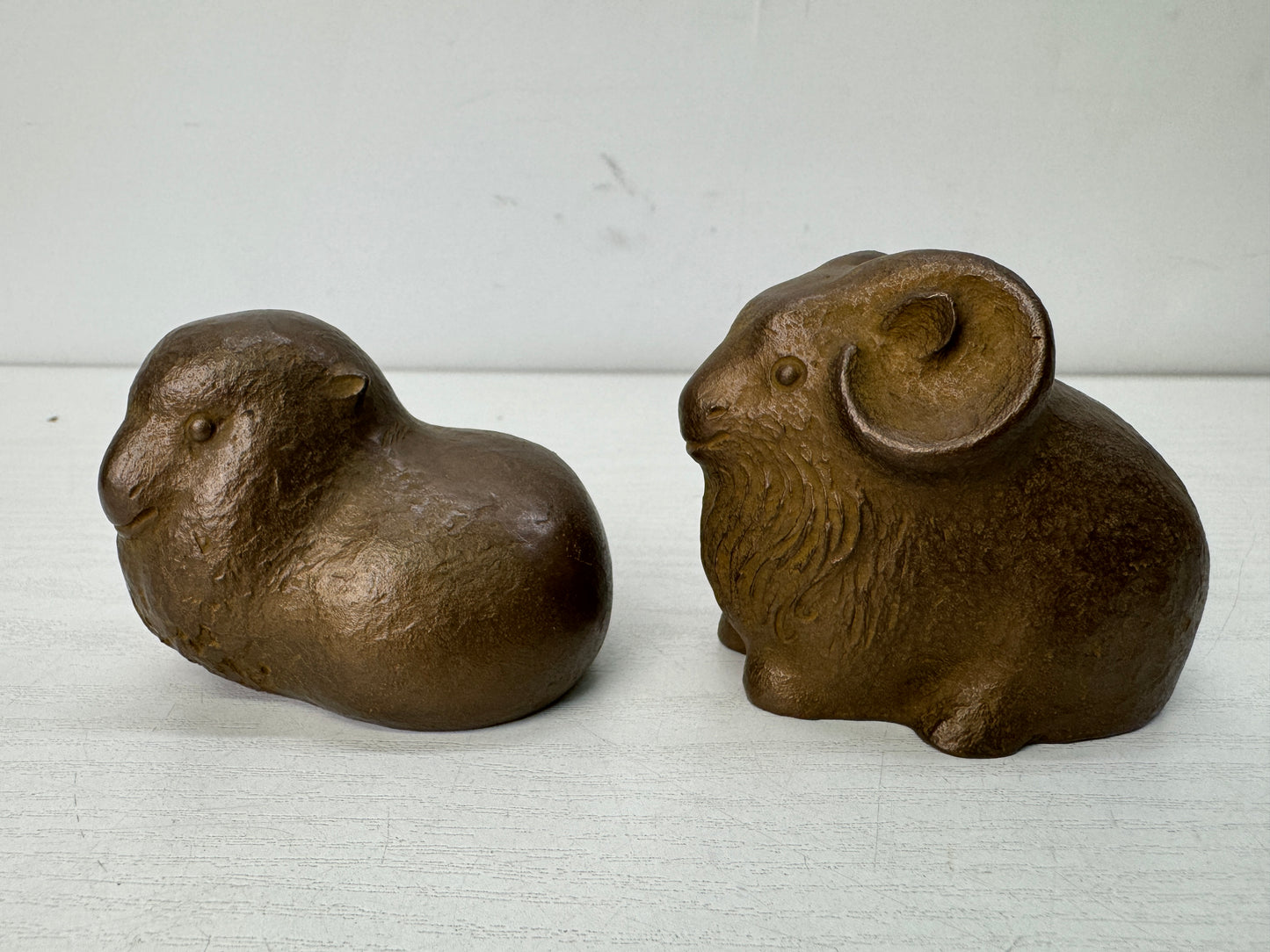 Y10698 OKIMONO Copper Sheep figurine 2 pieces signed box Japan antique interior