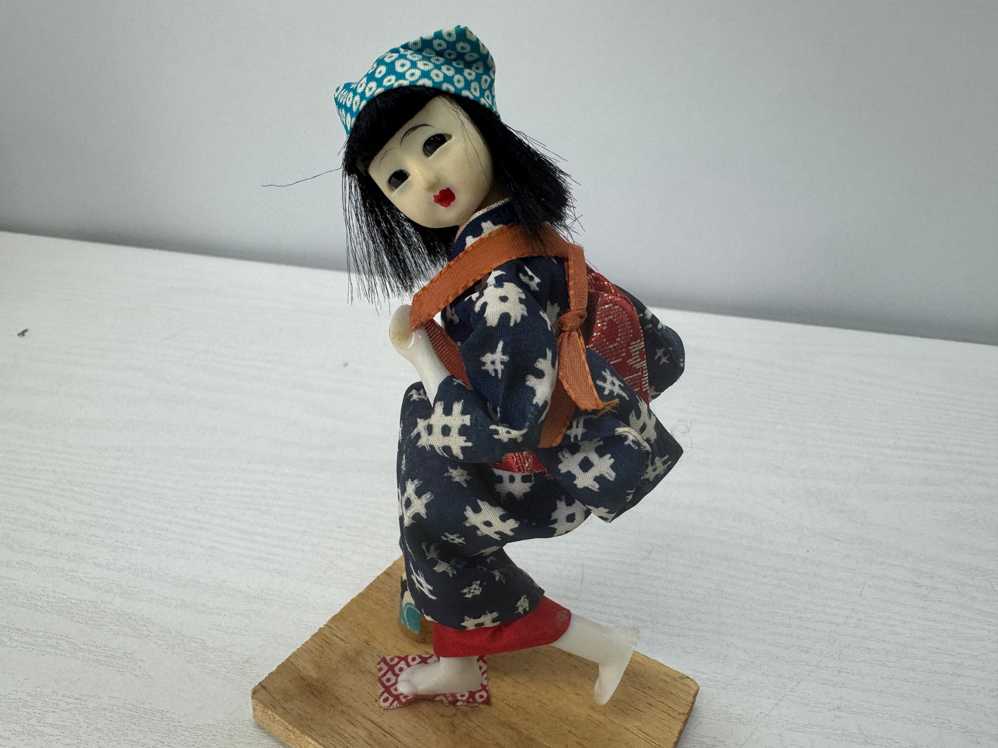 Y10706 NINGYO Japanese doll Kimono girl figurine figure Japan antique interior