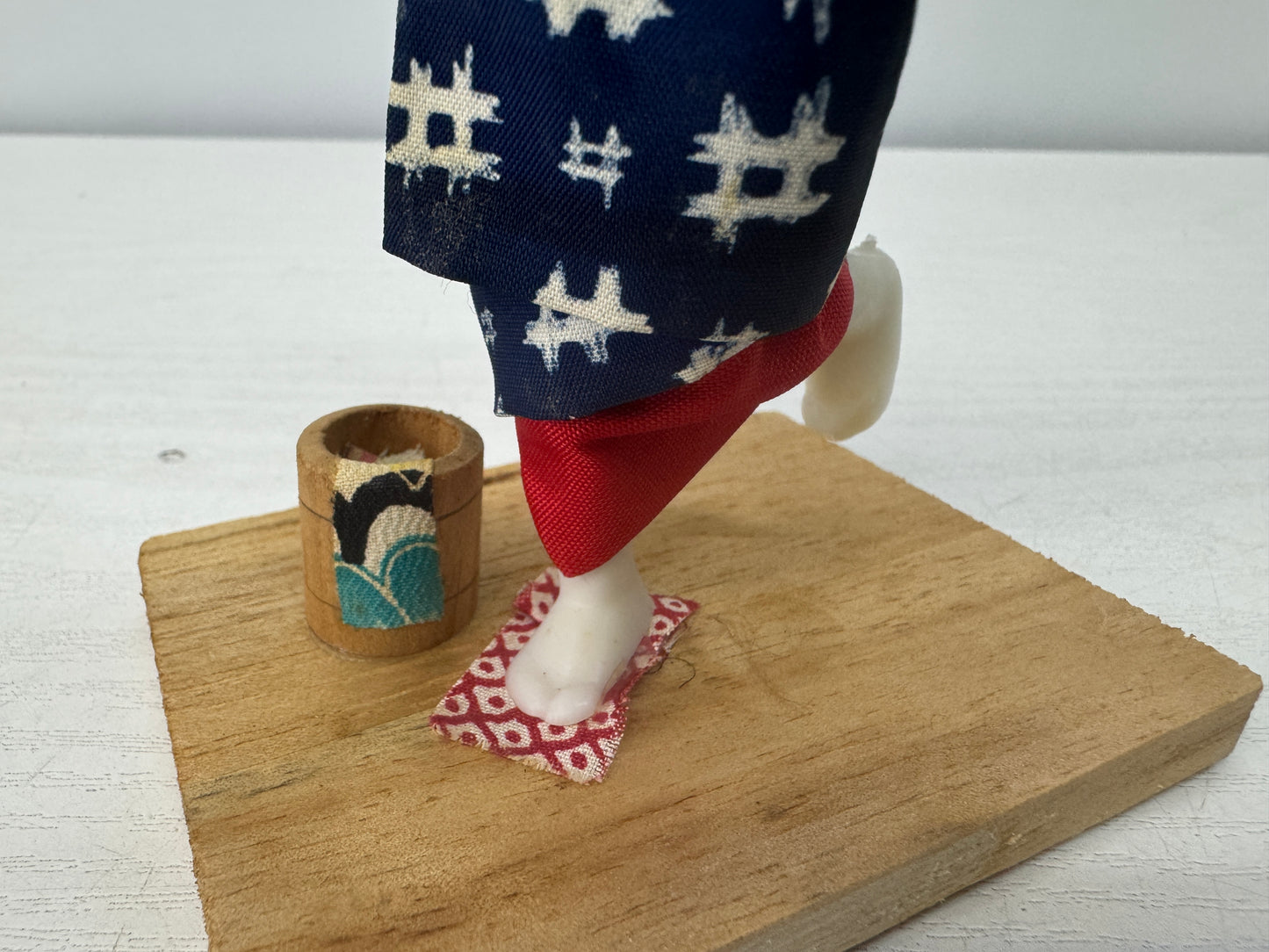 Y10706 NINGYO Japanese doll Kimono girl figurine figure Japan antique interior