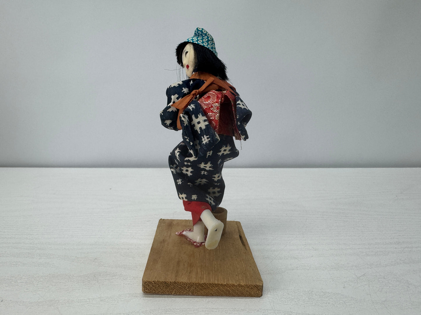 Y10706 NINGYO Japanese doll Kimono girl figurine figure Japan antique interior