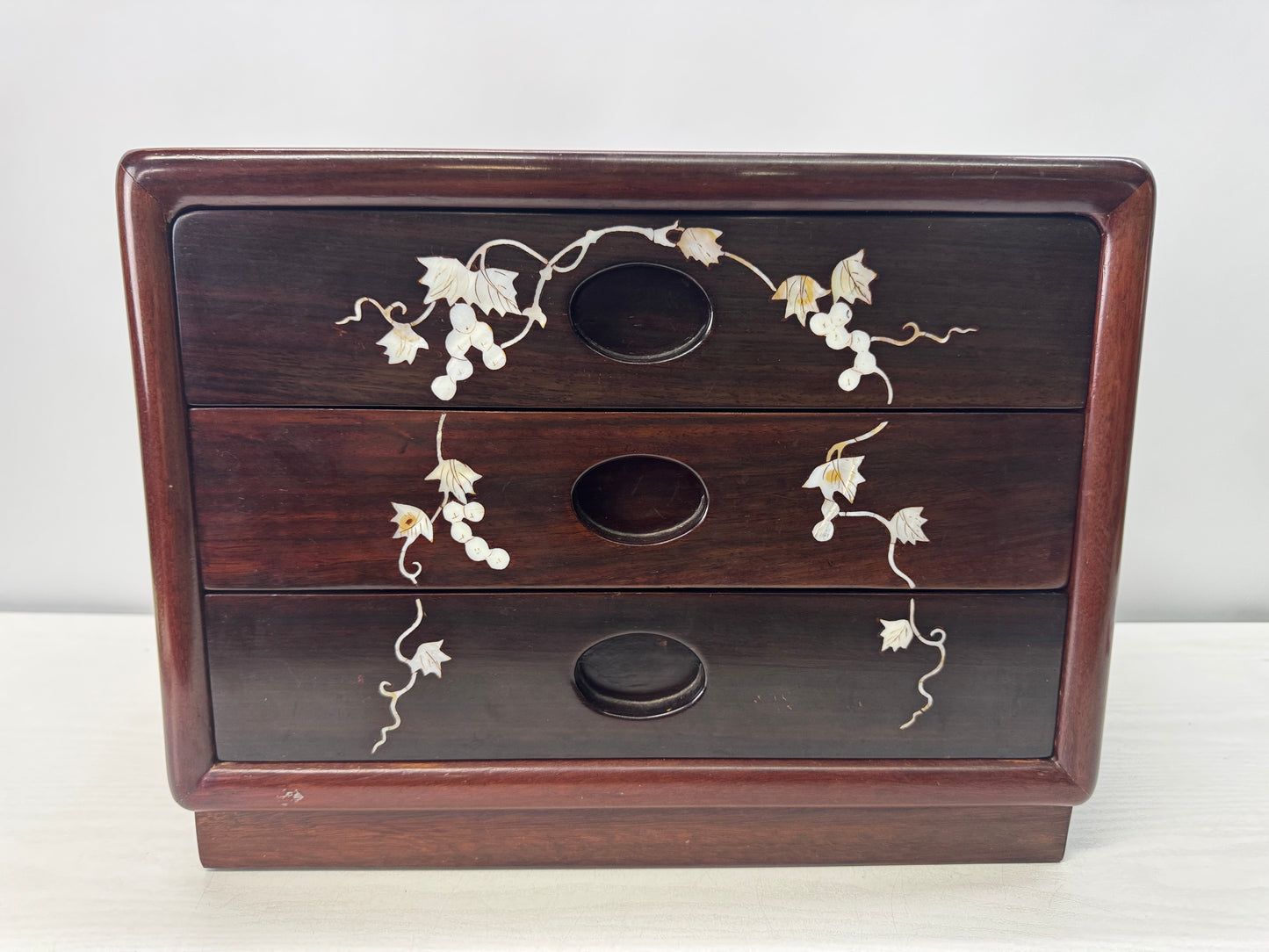 Y10711 TANSU Chinese quince 3-tiered small chest drawers Japan antique interior