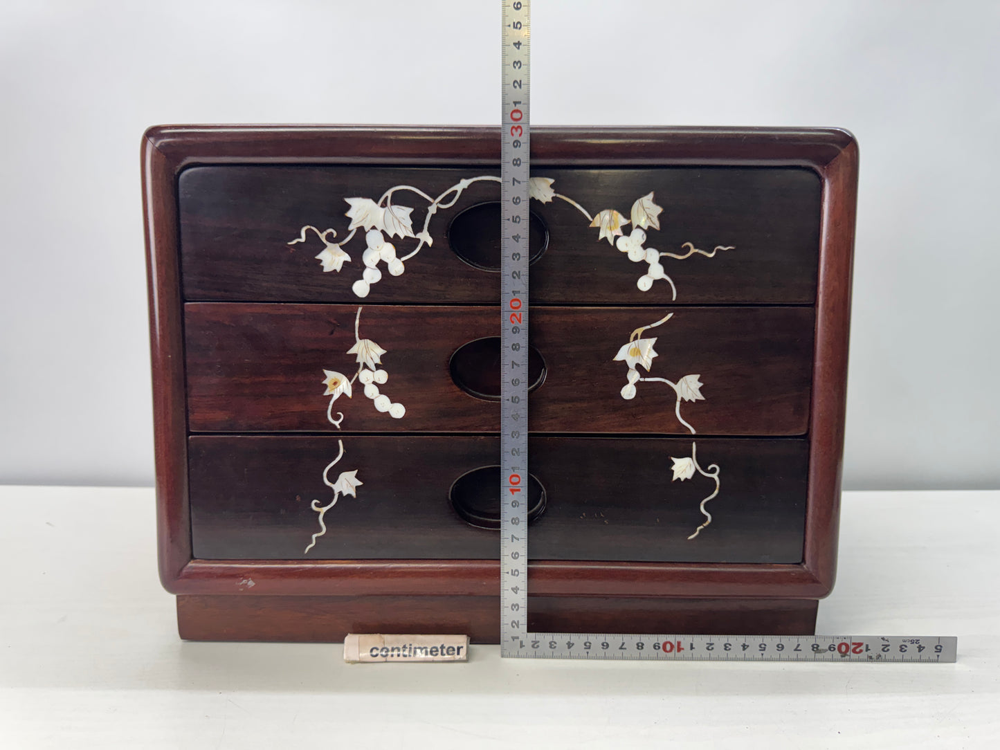 Y10711 TANSU Chinese quince 3-tiered small chest drawers Japan antique interior