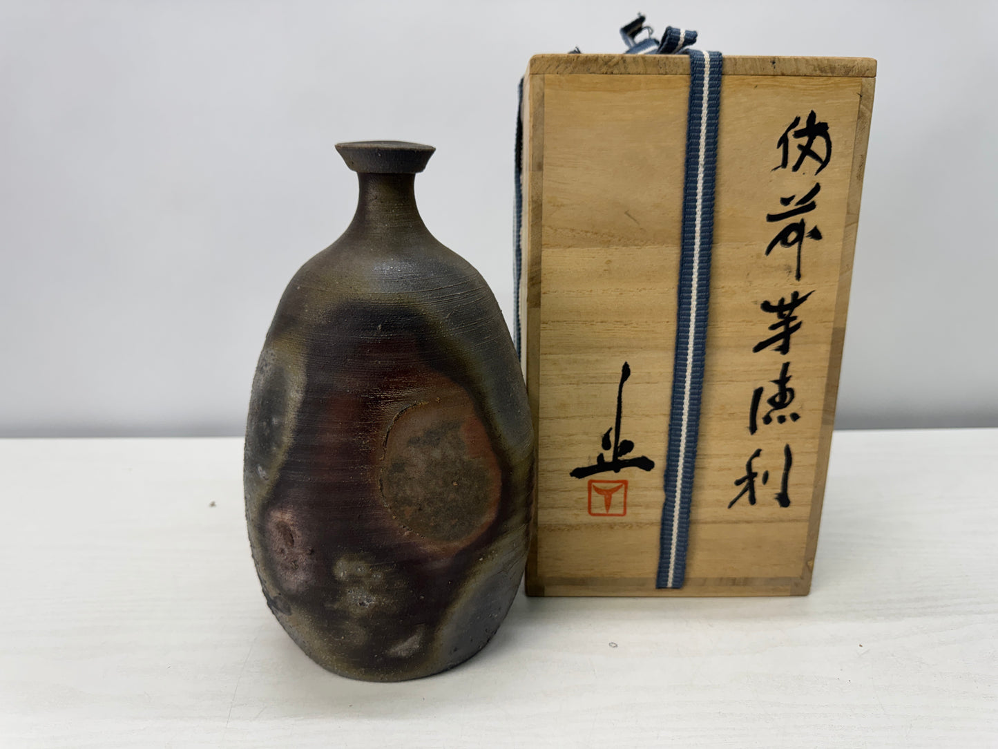 Y10713 CHOUSHI Bizen-ware Tokkuri Sake bottle signed box Japan antique tableware