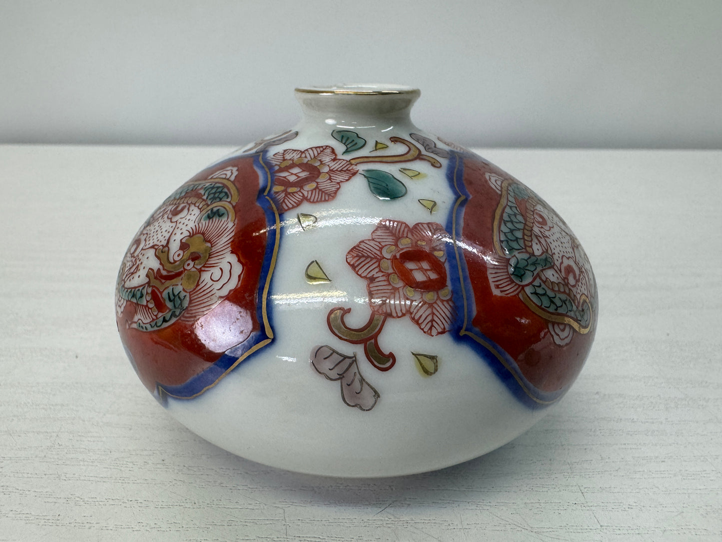 Y10715 VASE Koimari-ware oil pot jar signed color picture Japan antique tsubo